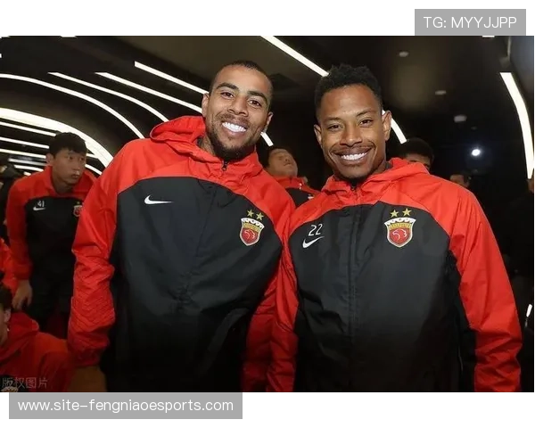 古斯塔沃与姆布拉加盟：河南队锋线双外援组合的战术价值分析